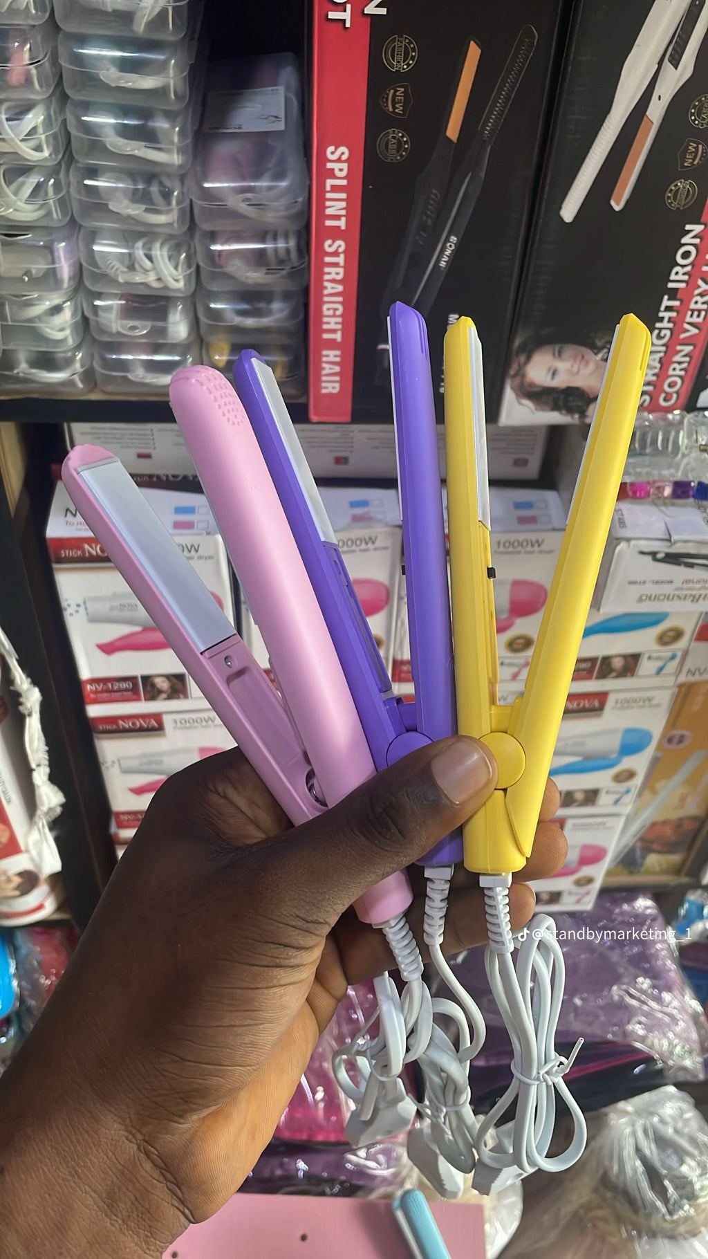 Mini hair straightener
