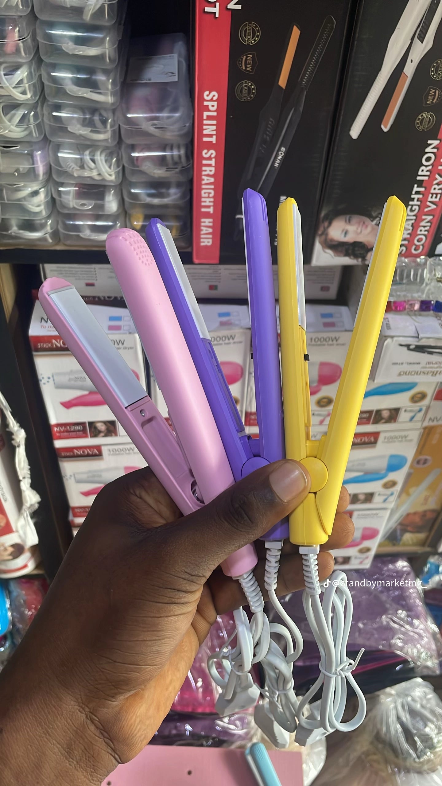 Mini hair straightener