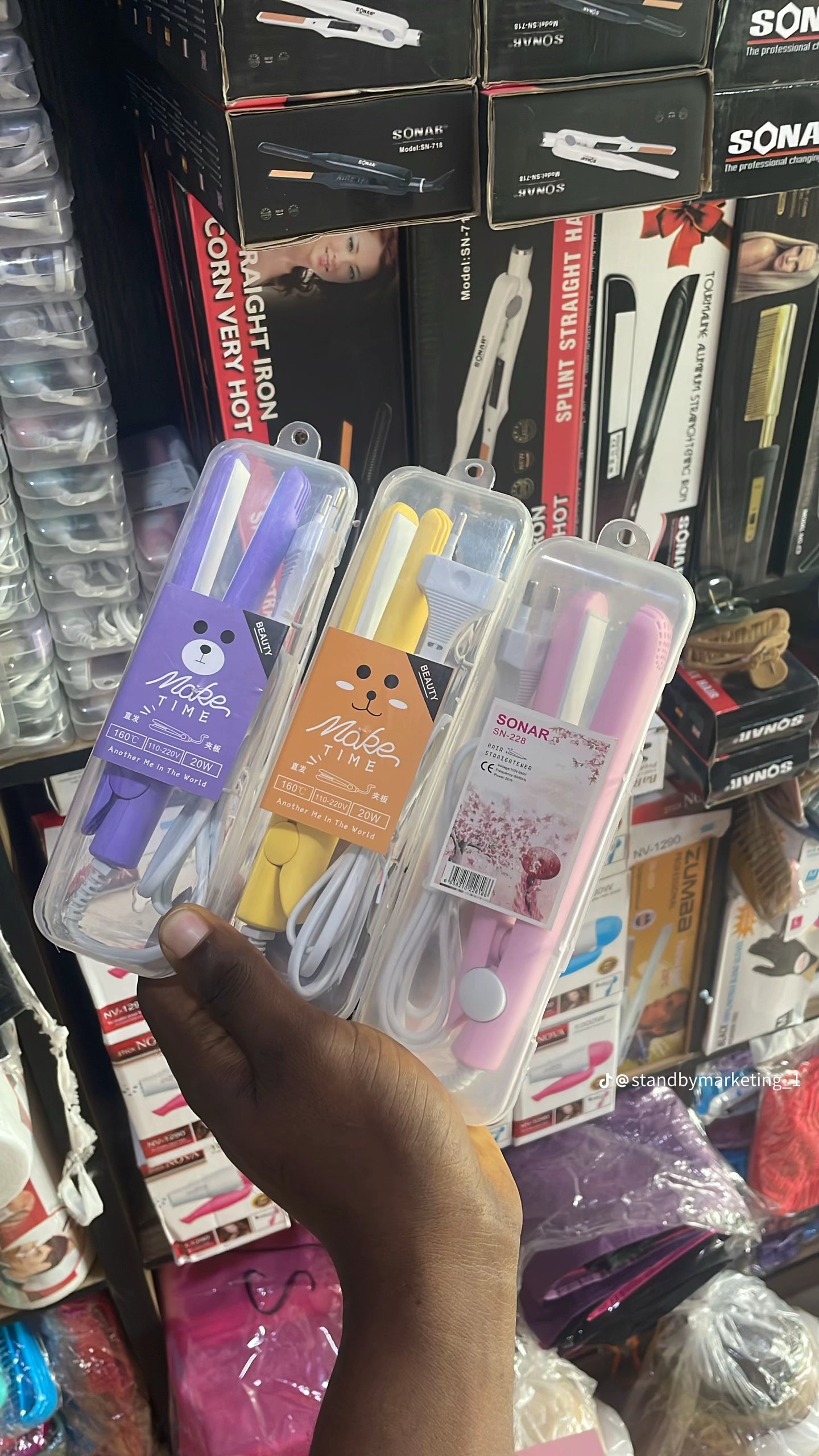 Mini hair straightener